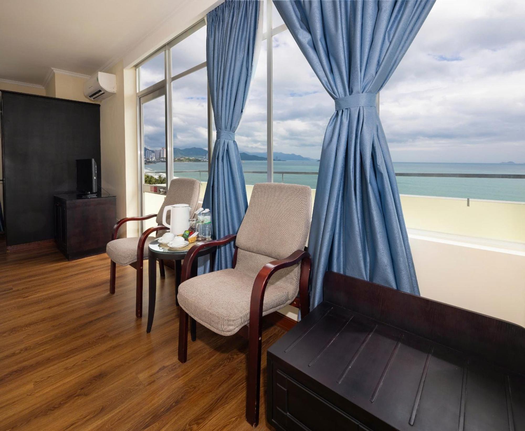 Nha Trang Lodge Hotel Exterior photo